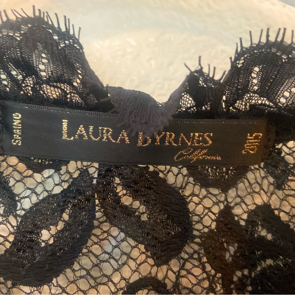 2x lace bolero